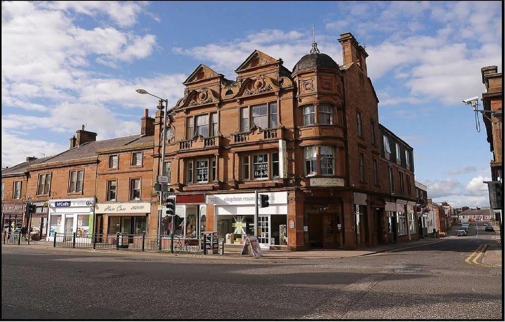 The Corner House Hotel Annan Eksteriør bilde